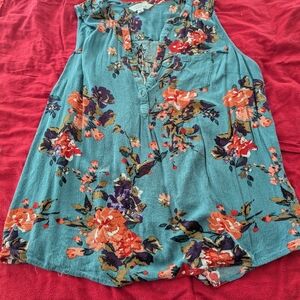 Market and spruce tank top